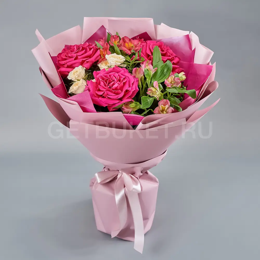 216816 Букет из роз и альстромерий 