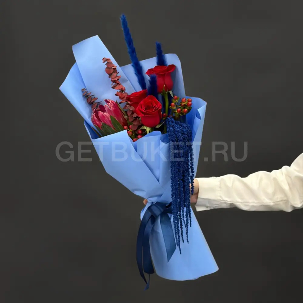224815 Букет  "Красная гармония"