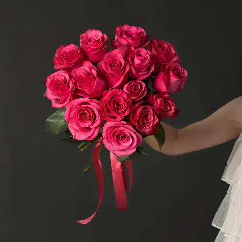 Букет из 15 розовых роз
