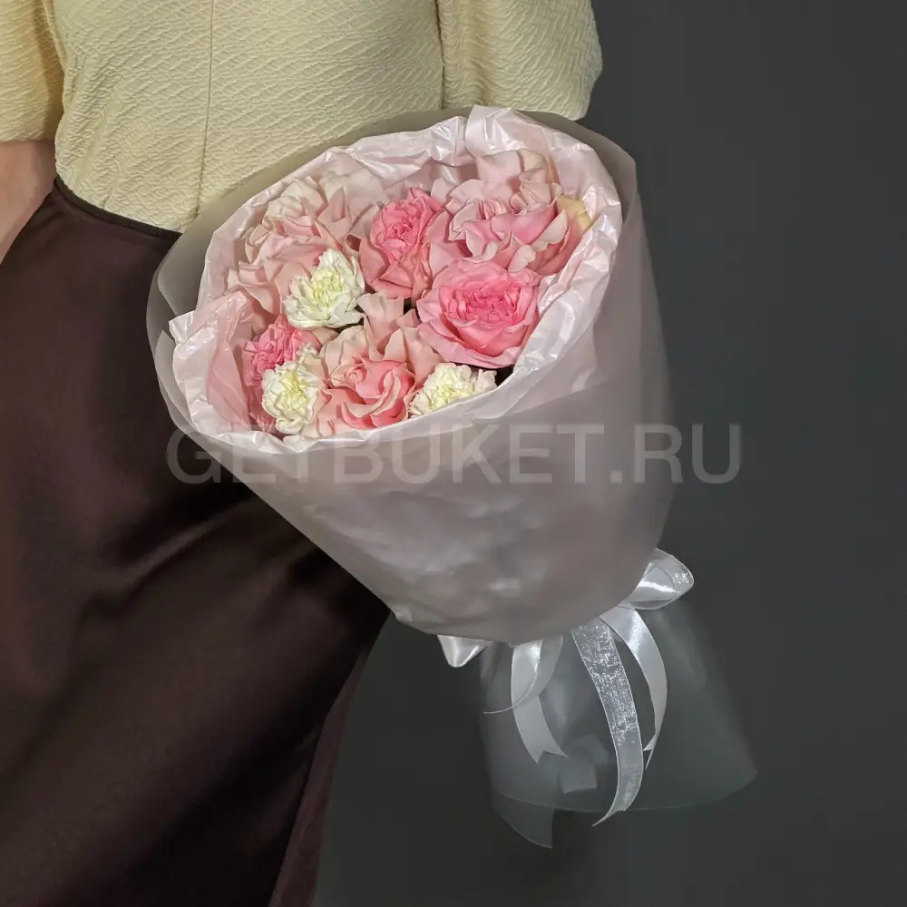 222790 Букет розовых роз с гвоздиками 