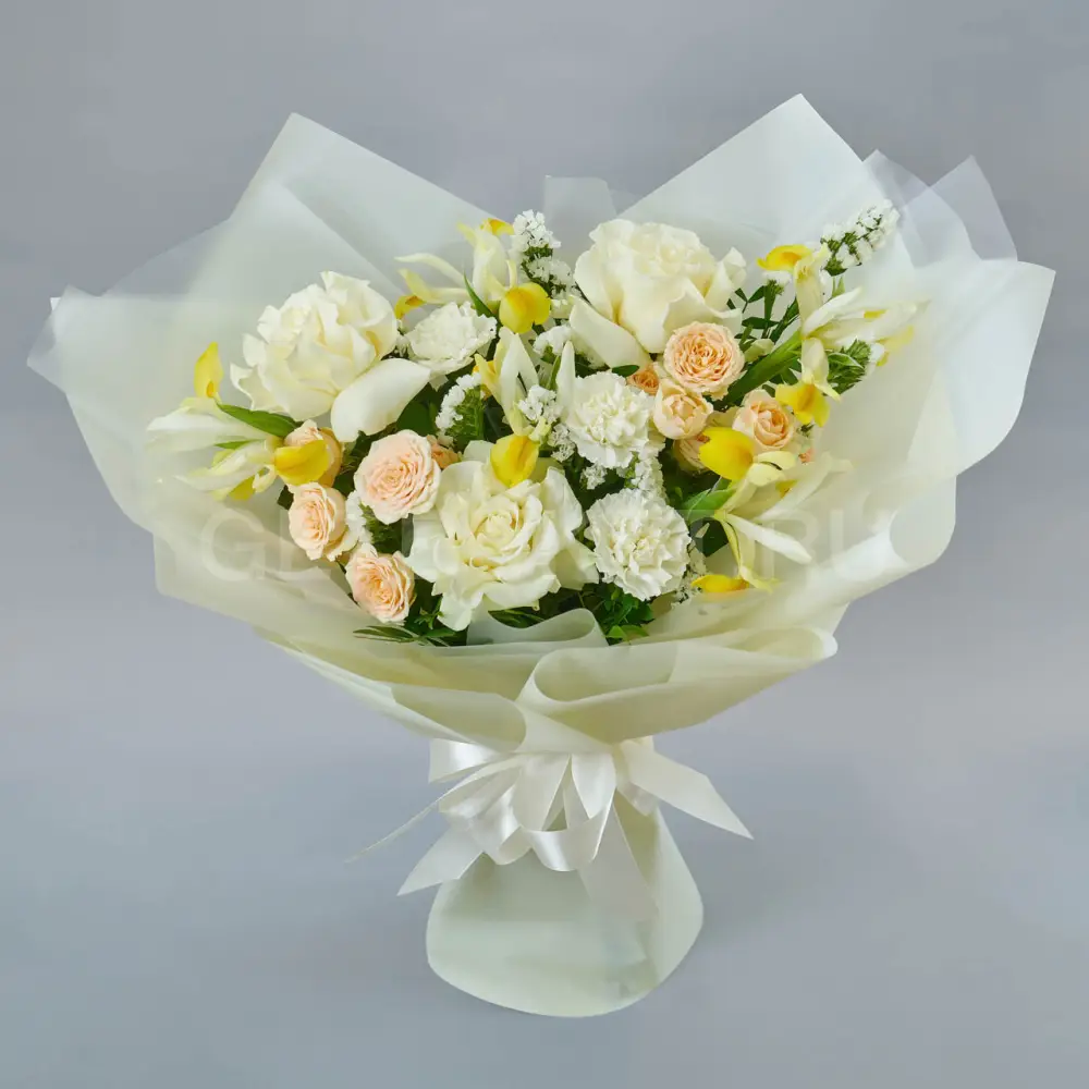 212470 Нежный букет из белых роз, гвоздик и ирисов