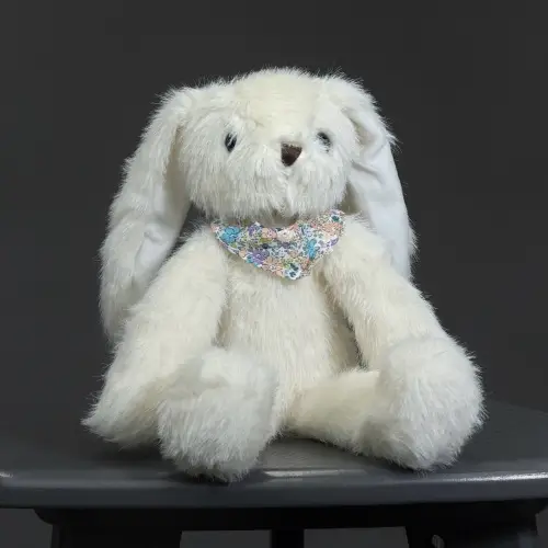 Зайка Релана в косынке